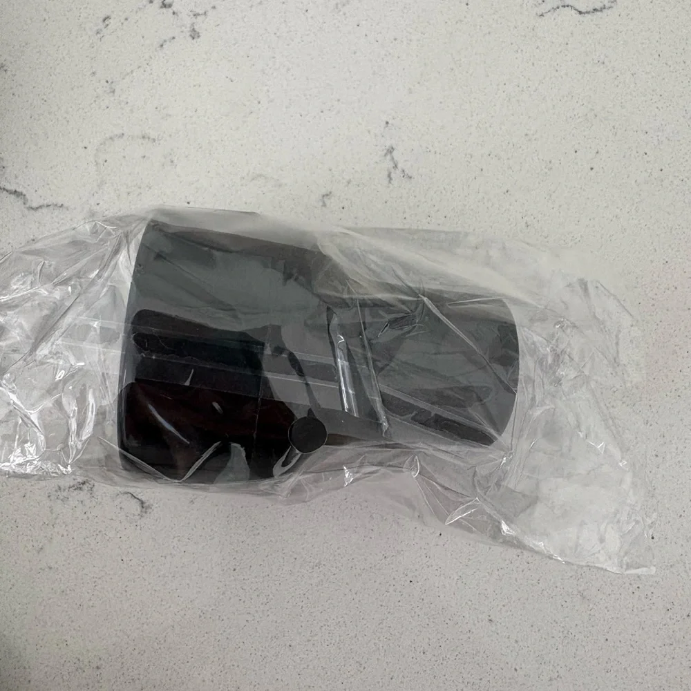 Hush Glow Foundation Cushion - WARM - Picture 5 of 6